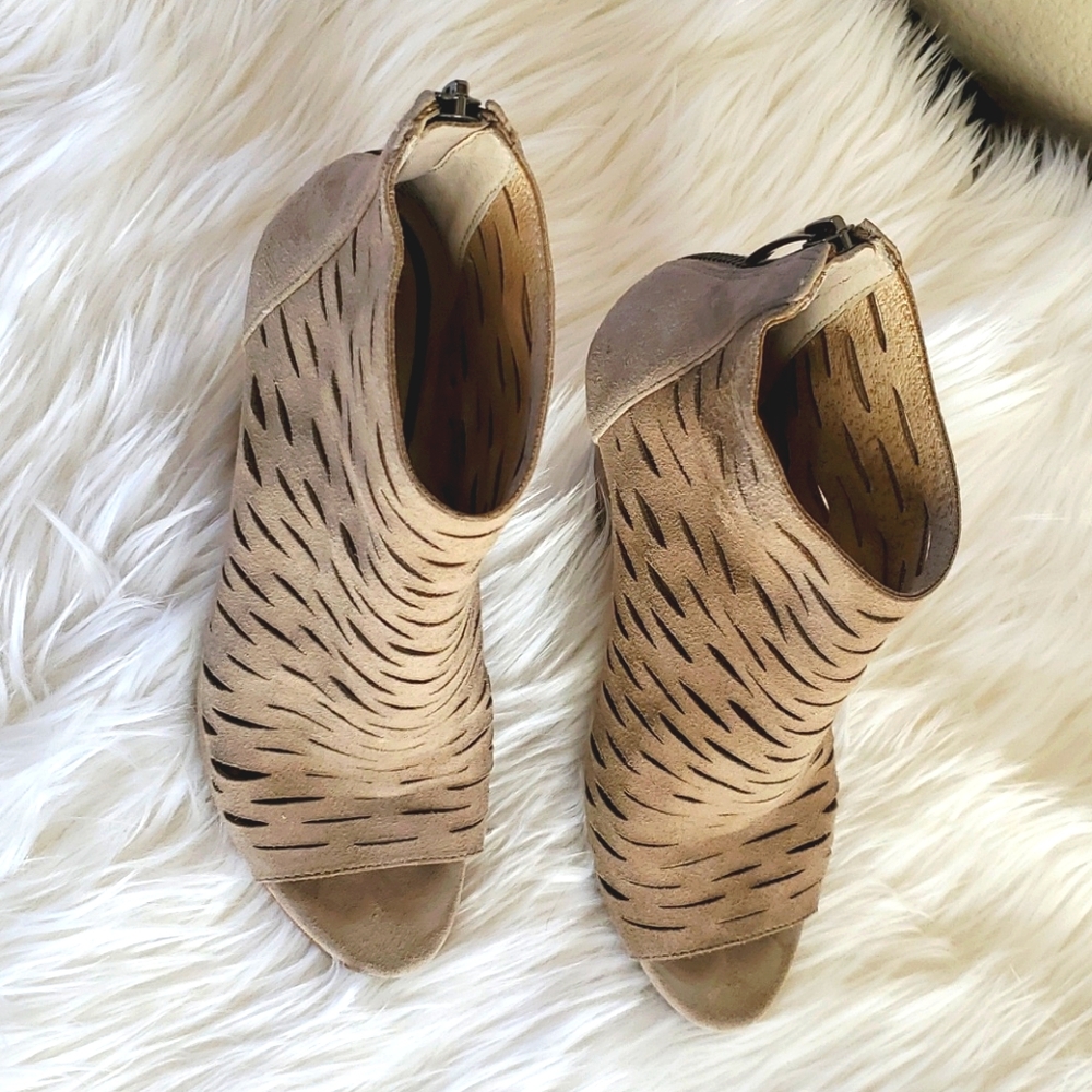 Steven Madden Boots